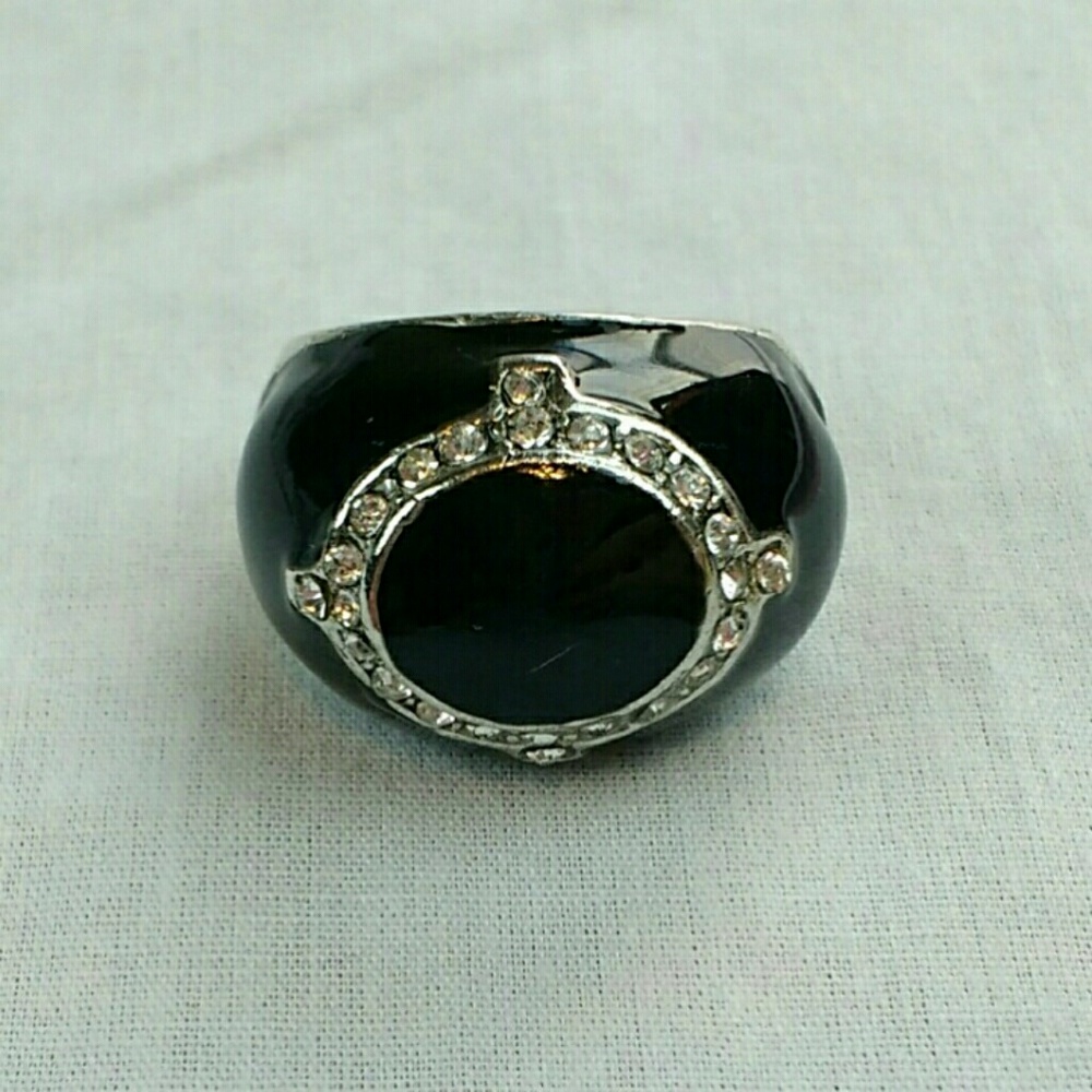 Silver tone & black costume ring with rhinestones